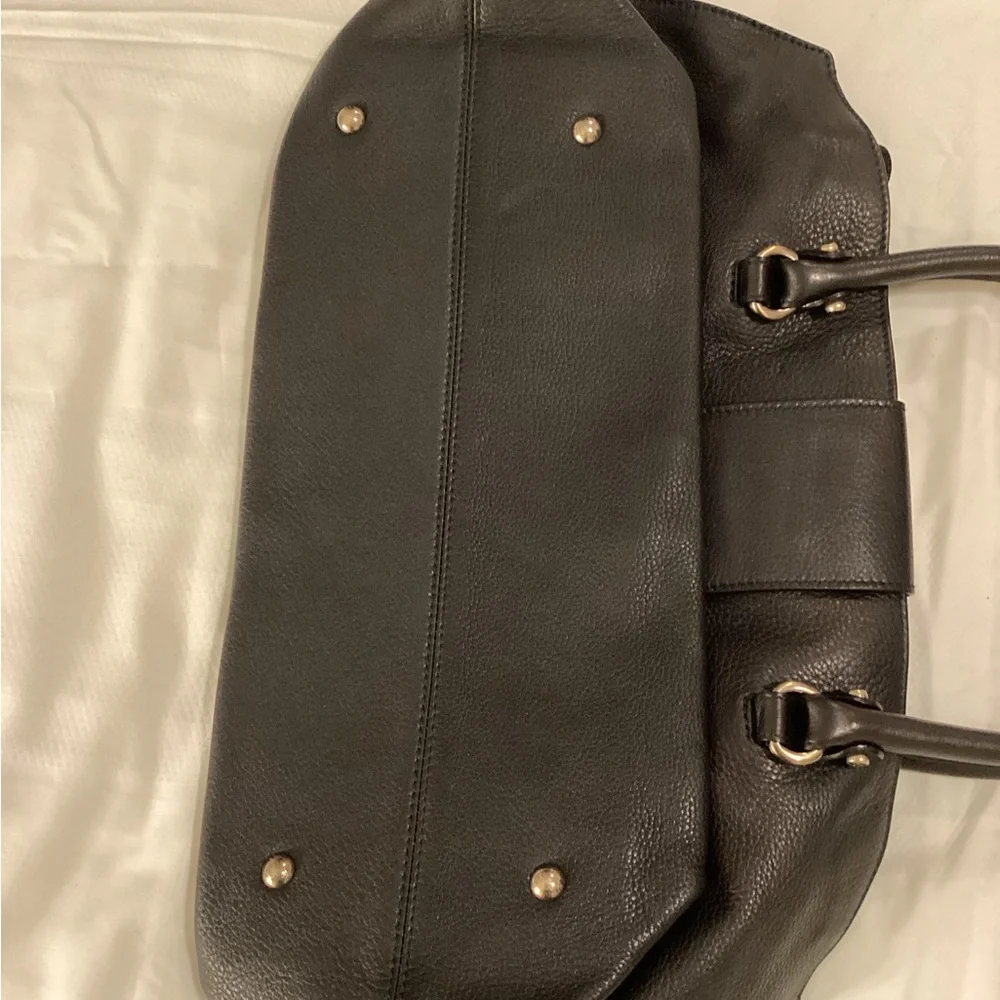 SALVATORE FERRAGAMO
Leather Shoulder Bag - Picture 7 of 16